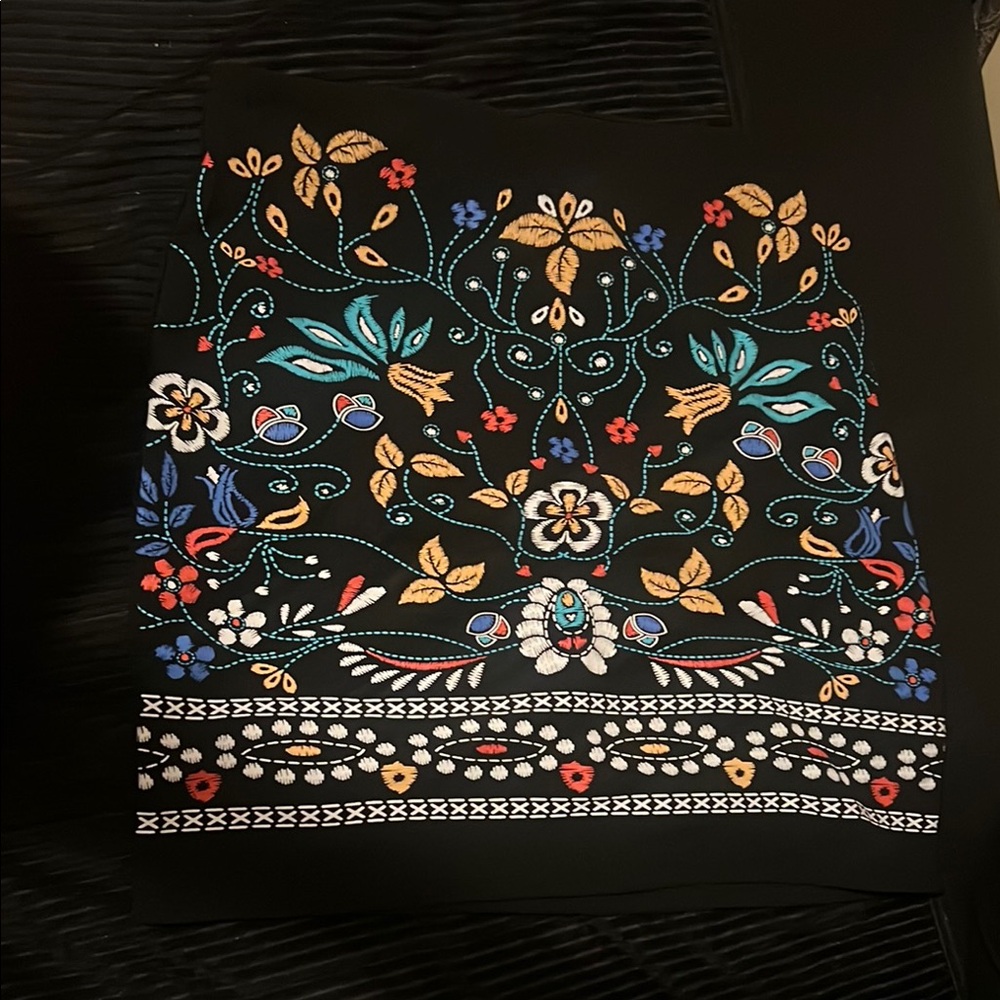 SHEIN Black Skirt with Colorful Embroidery